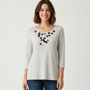 Floral Embroidered Women's Top - Gray Size XL